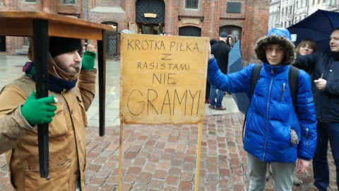 Solidarni przeciw rasizmowi - protest w Toruniu
