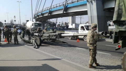 Amerykańscy żołnierze blokowali most w Toruniu