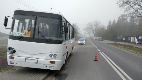 Autobus szkolny zderzył się z mitsubishi koło Radziejowa. 14-latek w szpitalu [zdjęcia]