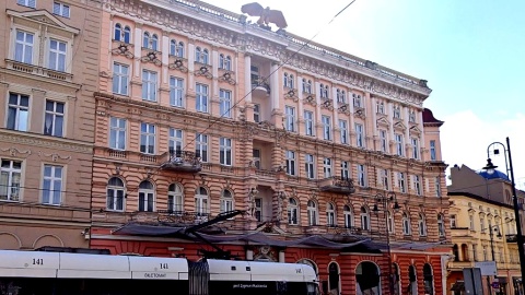 Z kolekcji dzieł Józefa Święcickiego: Hotel „Pod Orłem” w Bydgoszczy. Fot. zrzut ekranu/google.maps