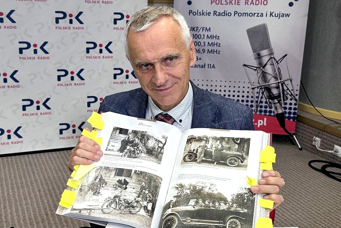 Stanisław Drzewiecki w studiu Polskiego Radia PiK. Fot. Magda Jasińska