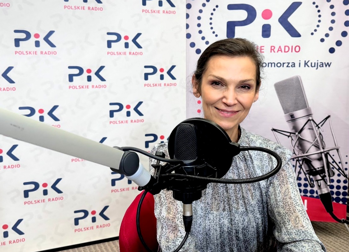 Olga Bończyk w studiu Polskiego Radia PiK. Fot. Magda Jasińska