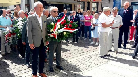 3 maja 2024 - Uroczystości rocznicowe pod tablicą upamiętniającą wydarzenia toruńskie z 1 i 3 maja 1982 roku. Fot. Michał Zaręba/PR PiK