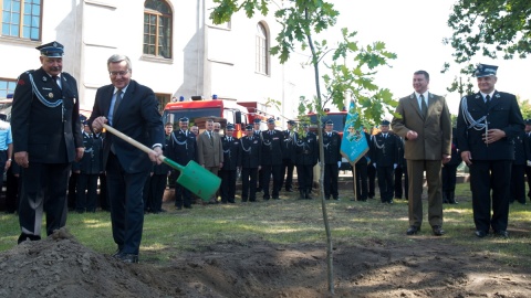 Komorowski: pożaru nie gasi się dolewaniem benzyny do ognia [wideo]