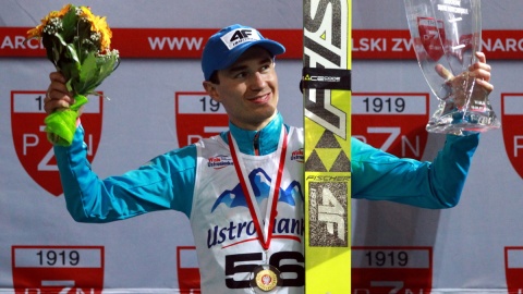 Letnie MP w skokach - złoty Kamil Stoch na podium także Żyła i Wolny