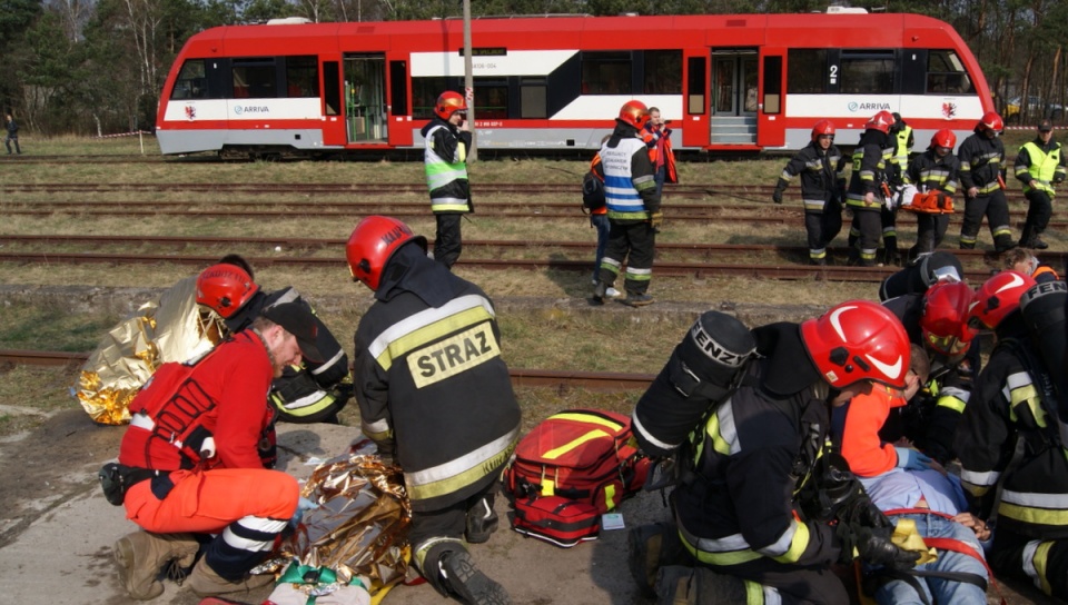 Terrorysta, ranni pasażerowie, pożar w pociągu i podejrzany proszek. Fot. Adriana Andrzejewska