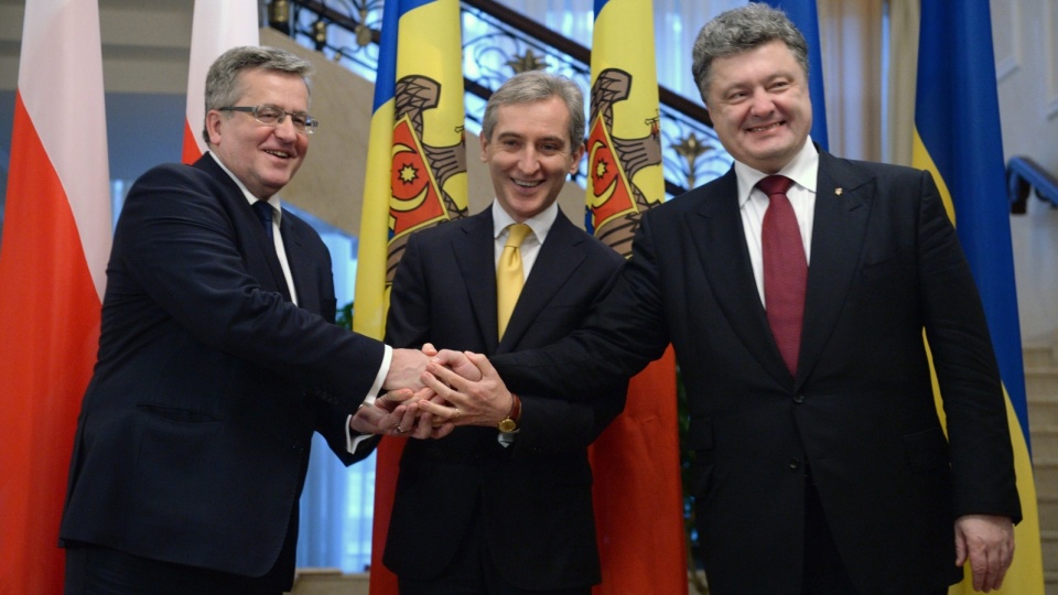 Prezydent Polski, premier Mołdawii i prezydent Ukrainy na spotkaniu w Kiszyniowie. Fot. PAP/Jacek Turczyk