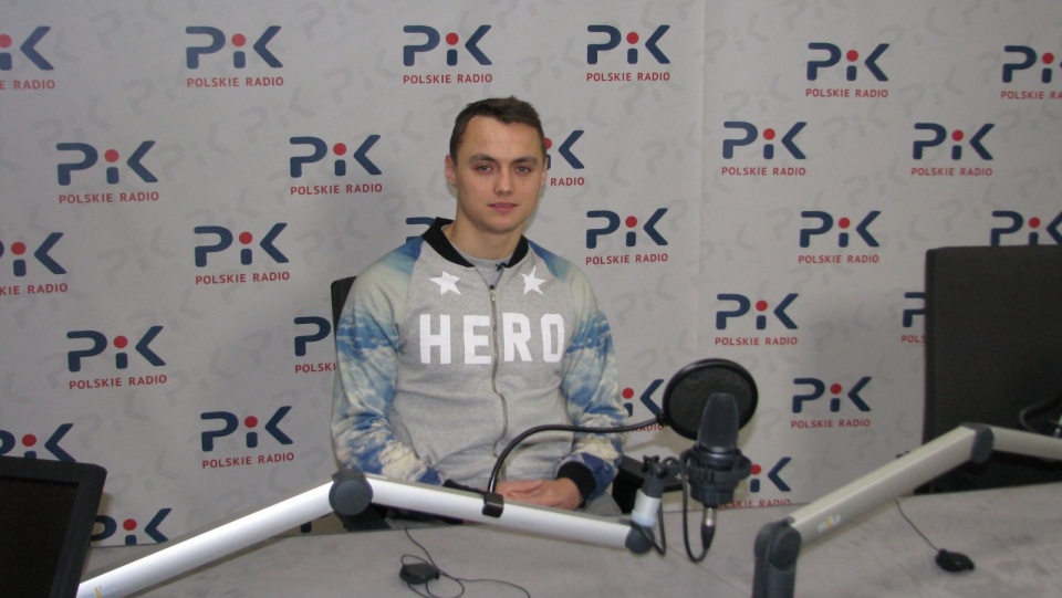 Michał Masłowski w studiu Polskiego Radia PiK mówił także o tym, że kontuzje już wyleczył, a teraz musi popracować nad formą. Fot. Tomasz Kaźmierski