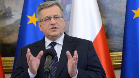 Komorowski: nie należy tworzyć klimatu militarnego zagrożenia Polski