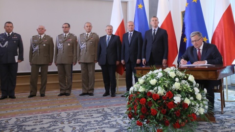 Prezydent podpisał ustawę podnoszącą wydatki obronne do 2 proc. PKB