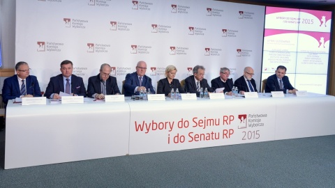 Wyniki wyborów: PiS ma większość w Sejmie i Senacie