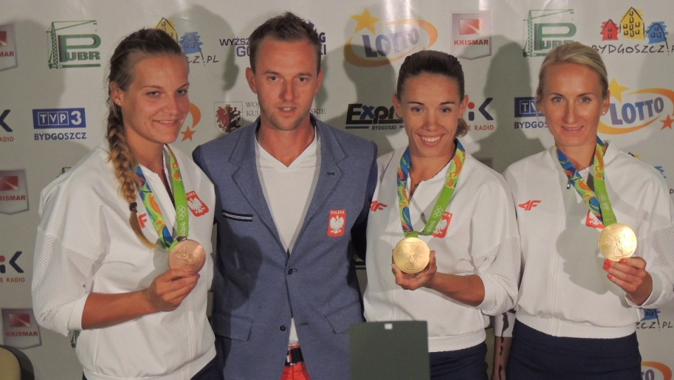 Od lewej: Monika Ciaciuch, Michał Kozłowski-trener, Magdalena Fularczyk-Kozłowska, Natalia Madaj. Fot. Bartosz Kustra