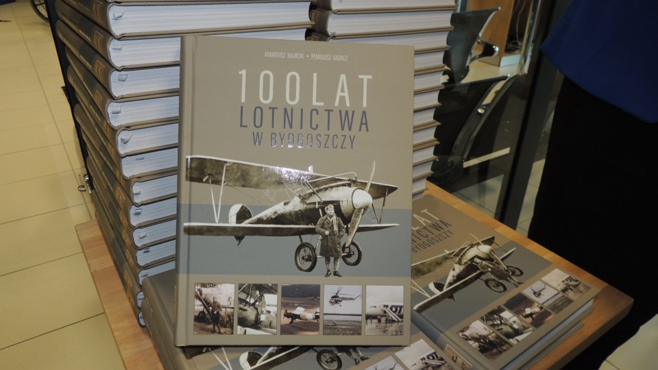 W Porcie Lotniczym w Bydgoszczy odbyło się uroczyste spotkanie z okazji 100-lecia bydgoskiego lotniska. Fot. Tatiana Adonis
