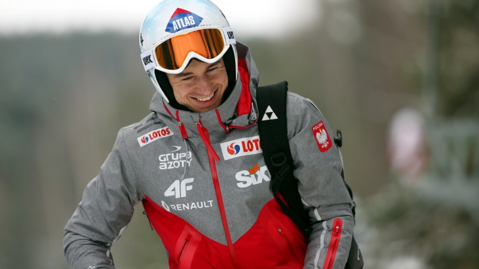 W poniedziałek Kamil Stoch swoimi skokami pokazał, że będzie liczył się w walce o medal na dużej skoczni w Lahti. Fot. PAP/Grzegorz Momot