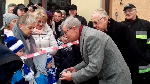 30 grudnia br. w płytę rynku w Kcyni burmistrz miasta wmurował kapsułę pamięci. Tomasz Gronet
