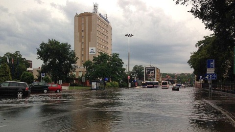 Oszczędzanie deszczówki zapobiegnie zalaniom