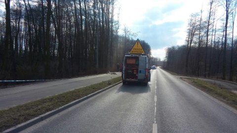 Rowerzysta zginął na ścieżce w Toruniu. Potrącił go samochód