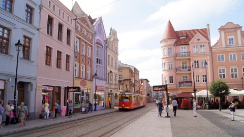 Urzędnicy w Grudziądzu z powodu upału będą pracować krócej