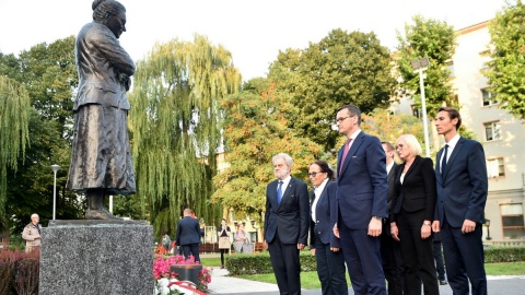 Premier: pamięć o Solidarności coraz bardziej nas jednoczy