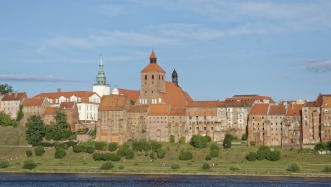 Grudziądz oczekuje na wyniki II tury wyborów prezydenckich