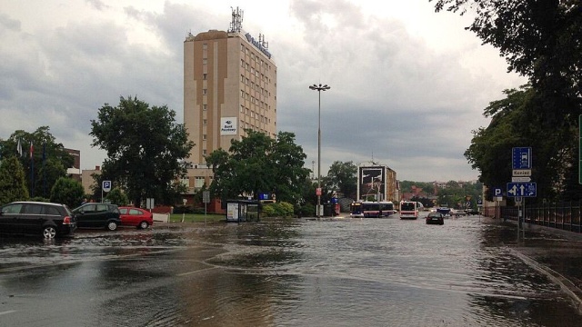 Kolejne zbiorniki retencyjne, odzyskiwanie wody i czyszczenie stawów. Nowe inwestycje MWiK