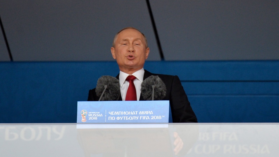 Putin zapewnił, że Rosja przygotowując się do mundialu zrobiła wszystko, by sportowcy i kibice mogli podczas mistrzostw zanurzyć się w atmosferze święta. Fot. PAP/ETA