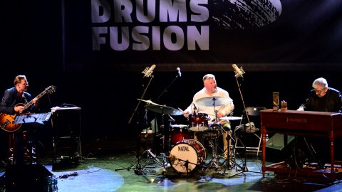 Wojciech Karolak Trio na inaugurację Drums Fusion 2019. Fot. Ireneusz Sanger