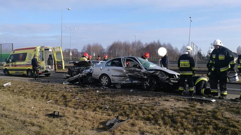 Wypadek w Białych Błotach, dwie osoby ranne