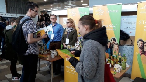 Firmy czekają na nowych pracowników. Targi Pracy w Nakle nad Notecią