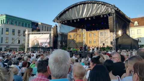 Prof. Markowski: Stary Rynek wymaga dopełnienia. Może pomnik króla