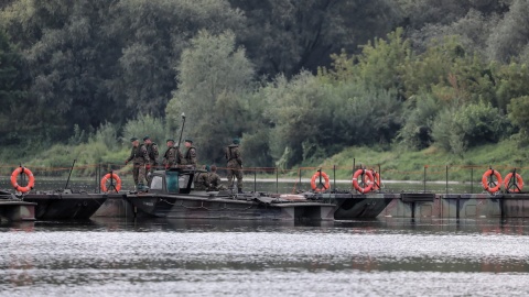 Ścieki z Warszawy już u nas. Nie wolno poić zwierząt i kąpać się w Wiśle