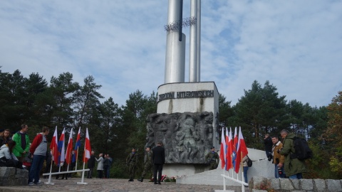 Dolina Śmierci wciąż jest tajemnicą. Nie wiadomo, ile osób spoczywa w dołach [galeria]