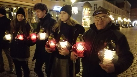 Toruń nocą wspominał czas, kiedy Polacy stanęli przeciwko Polakom...