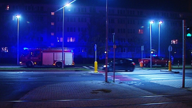 Śledztwo po wybuchu w bloku w Toruniu: w mieszkaniu eksplodowały dezodoranty