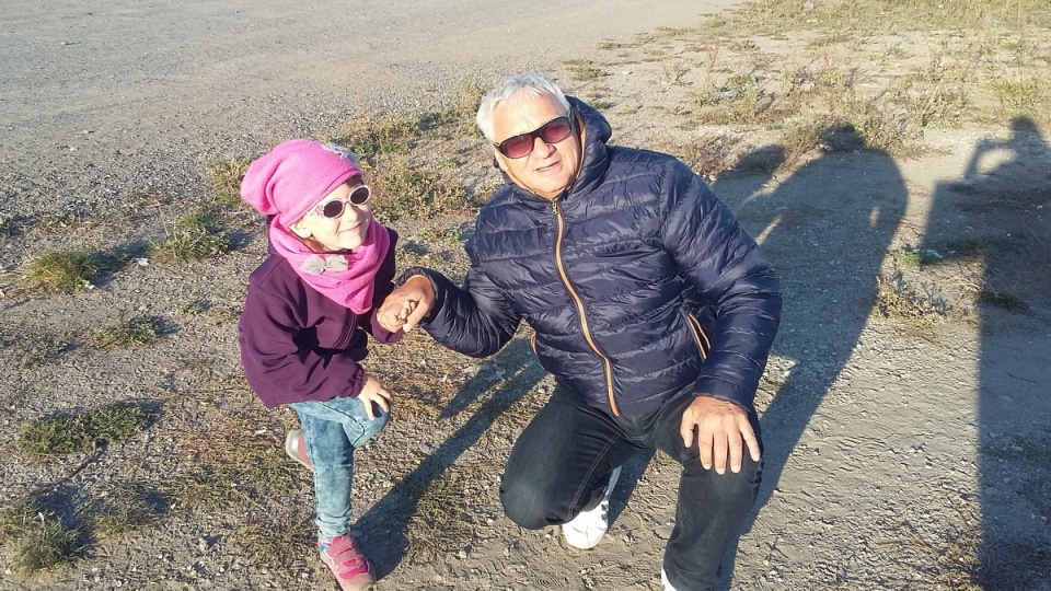 9-letnia Zuzanna Lepak i jej Dziadek Janek