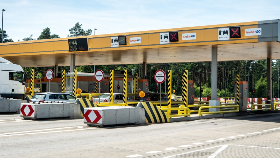 Nowo otwarty automatyczny system płatności na AmberGo na Autostradzie A1 na SPO Lubicz. Fot. PAP/Tytus Żmijewski