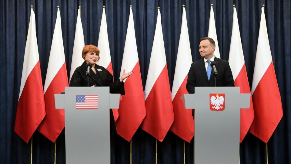 Prezydent Andrzej Duda i ambasador Stanów Zjednoczonych w Polsce Georgette Mosbacher podczas wspólnego wystąpienia/fot. Radek Pietruszka, PAP