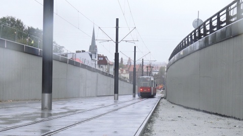 Testowy przejazd tramwaju na nowym torowisku przy ul. Kujawskiej w Bydgoszczy/fot. Janusz Wiertel