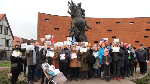 Protest w Warszawie i Bydgoszczy. Przeciwko ustawie dyscyplinującej sędziów [wideo]