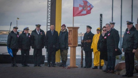 Jan Wyrowiński oburzony atakiem na prezydenta Andrzeja Dudę w Pucku