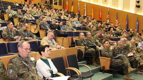 Grupa ds. koronawirusa, odwoływane konferencje. Specjalne działania w JFTC