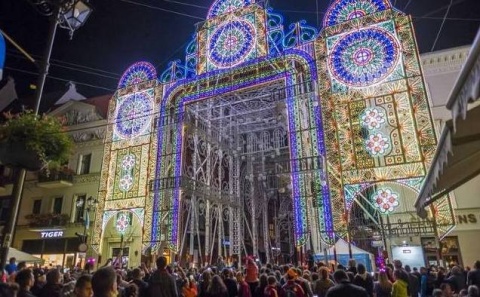 Toruński Skyway w tym roku zmieni się w AutoSkyway Festival. Instalacje na lotnisku