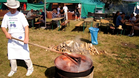 W Strzelcach Dolnych smażą powidła. Święto Śliwki przez cały weekend