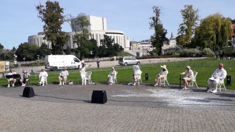 Kto się boi pani EŚ, czyli plenerowa odsłona Teatru Kameralnego w Bydgoszczy