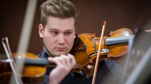 Skrzypce i fortepian w studiu im. Przybory. Koncert w Polskim Radiu PiK