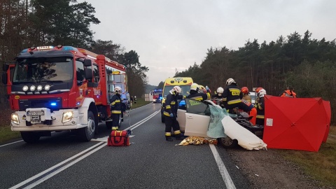 Groźny wypadek w Przyłubiu. Ranna kobieta przewieziona do szpitala