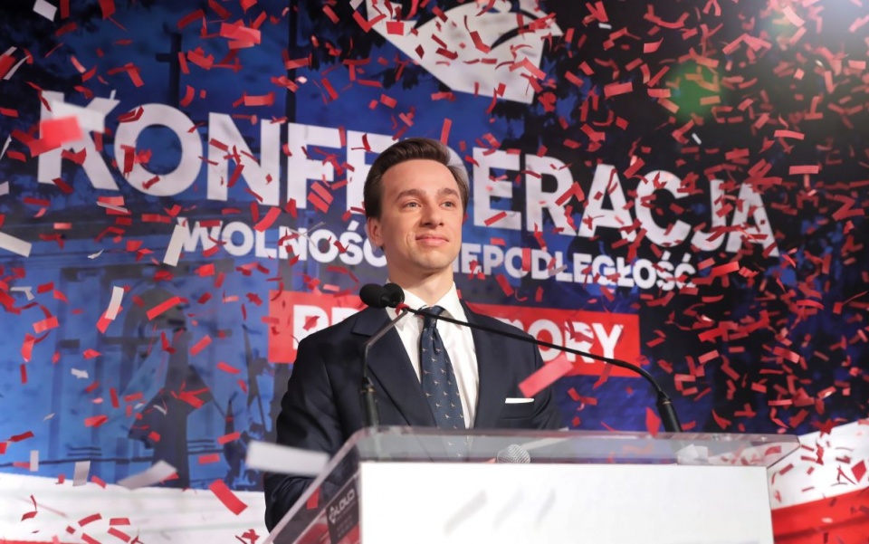 Krzysztof Bosak - zwycięzca w prawyborach na kandydata na prezydenta RP partii Konfederacja Wolność i Niepodległość/fot. Tomasz Gzell, PAP