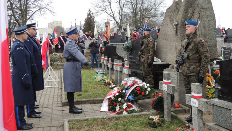 Uroczystości odbywały się na cmentarzu przy ul. Toruńskiej/fot. Tatiana Adonis