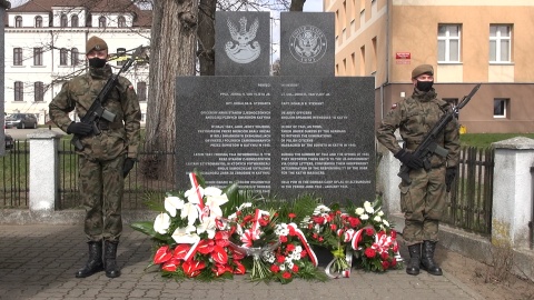 Uroczystości w Szubinie z okazji 81 rocznicy zbrodni w Katyniu (jw)