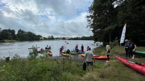 Ponad 40 osób bierze udział w niedzielnym spływie kajakowym Brdą organizowanym przez Muzeum Kanału Bydgoskiego/fot. Elżbieta Rupniewska